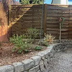 公寓 Rez De Jardin De