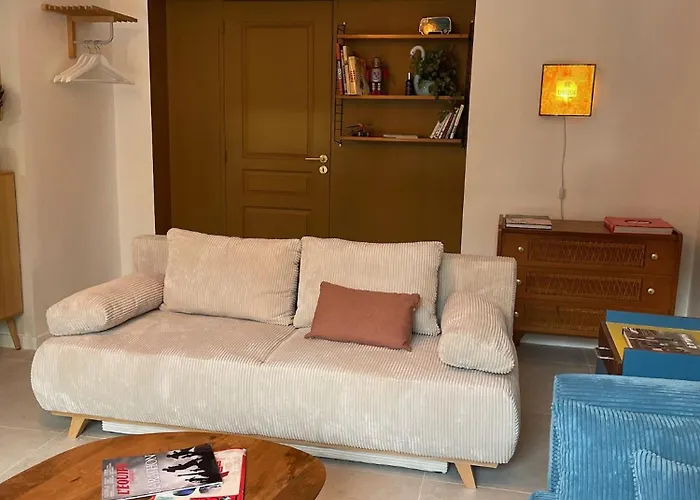 Apartamento Rez De Jardin De Hyères