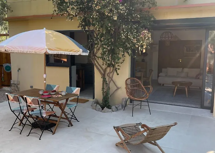 Apartamento Rez De Jardin De Hyères