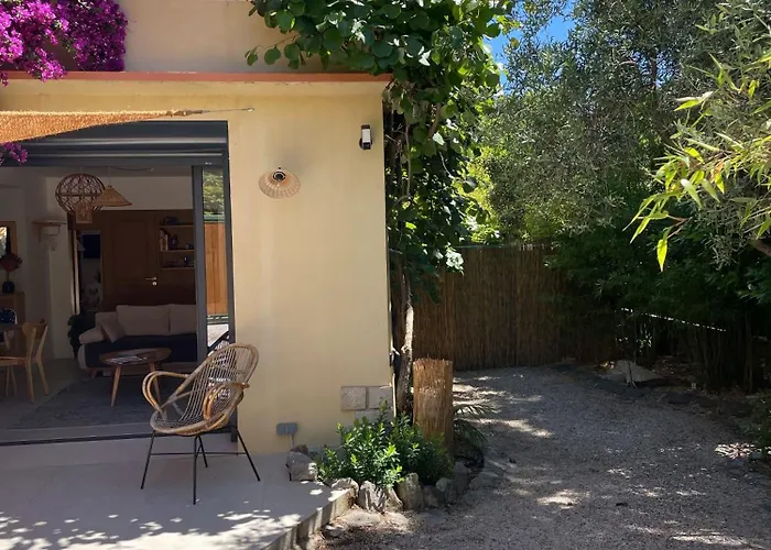 Rez De Jardin De Apartamento Hyères