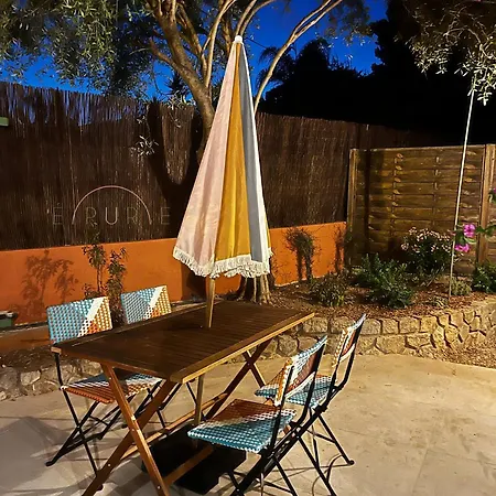 Rez De Jardin De Єр