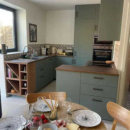 Apartamento Rez De Jardin De Hyères