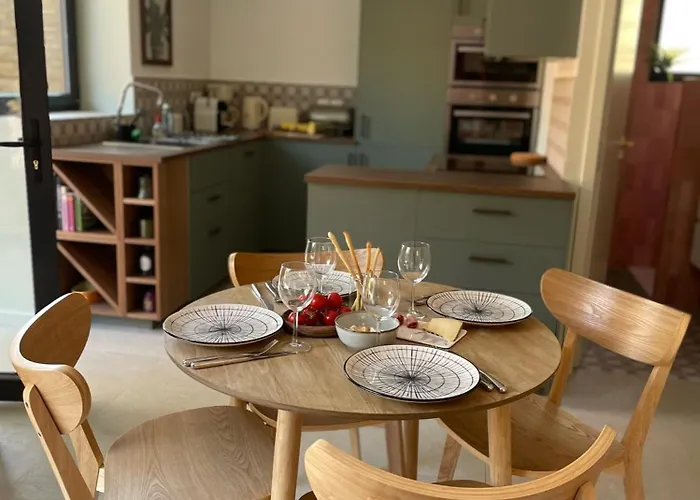 Rez De Jardin De Daire Hyères